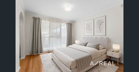 Family Living in a Prime Bundoora Location - Photo 2