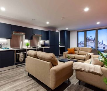 Deluxe Ensuite - Photo 1