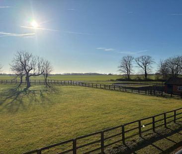 Spacious 2-bedroom maisonette in unique rural setting. - Photo 4