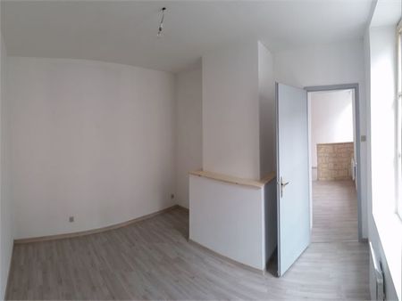 Location Appartement 3 pièces 56m² - Photo 2