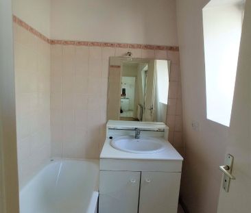 Location Appartement 1 pièce 29m² - Photo 4