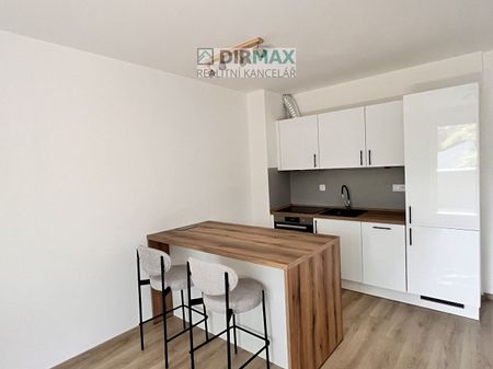Pronájem bytu 1+kk 40 m² - Photo 2