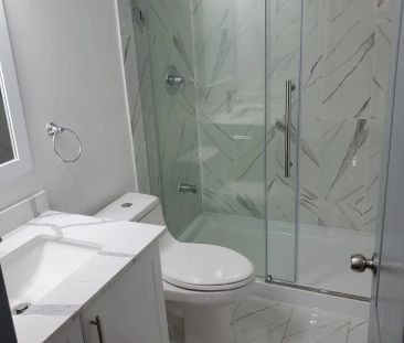 4 Mellowood Avenue #(Basement) - Photo 2