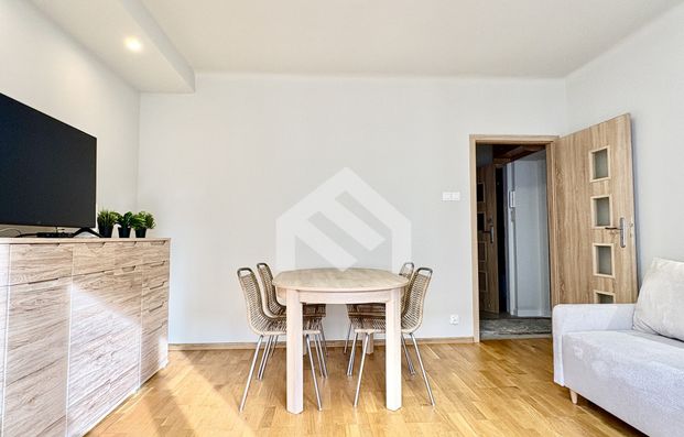 Warszawa, Mokotów, Antoniego Józefa Madalińskiego - Photo 1