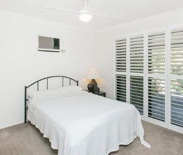 Private Home with Air-conditioning and Deck - Photo 5