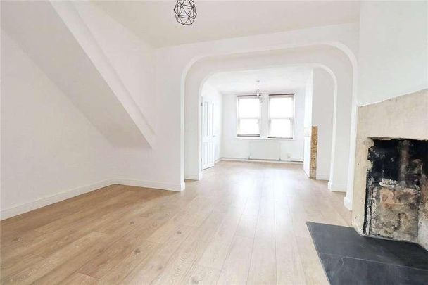 Brougham Hayes, Oldfield Park, Bath, BA2 - Photo 1