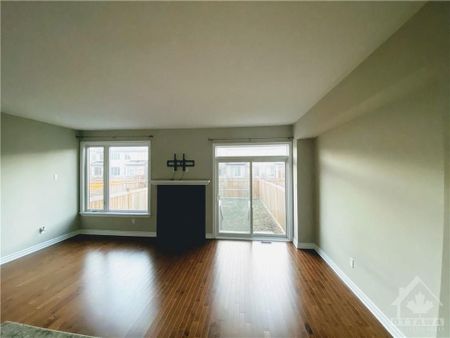 For Lease - 961 COBBLE HILL Drive, Barrhaven, Ontario - Photo 5