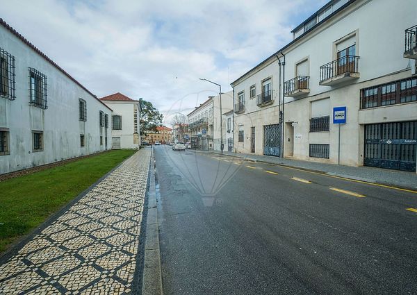 Apartamento T5 em Aveiro