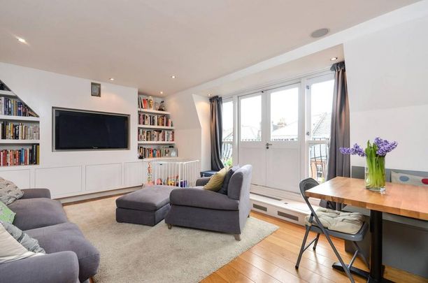 2 bedroom flat to rent - Photo 1