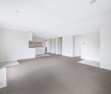 Apartment 3 bedrooms 2 bathroom and 1 carpark - Photo 3