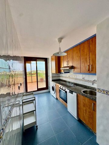4 bedroom luxury penthouse for rent in Benalmádena, Spain - Photo 4