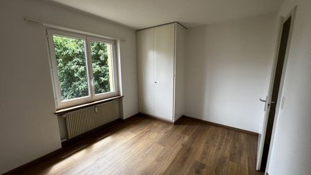 Quiet and sunny 3-ZW at 83 m² on the 1st floor - Foto 2