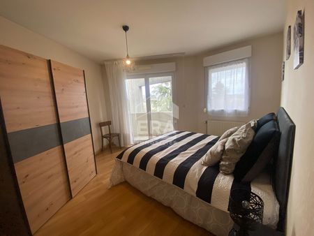 Location Appartement 4 pièces 92m² - Photo 3