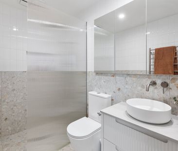 THREE BEDROOM FAMILY HOME - Photo 4