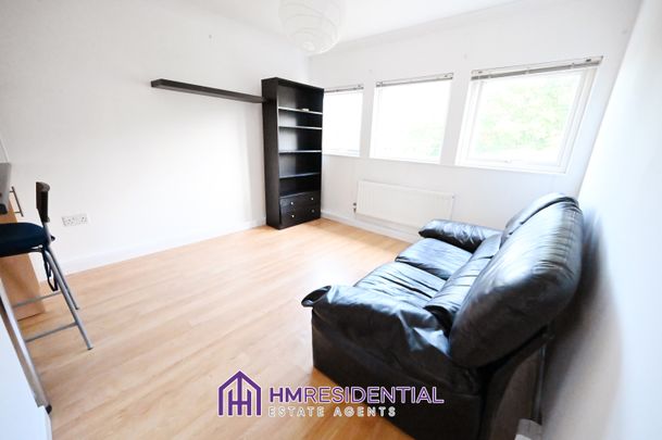 1 bedroom Apartment for rent Blagdon Close, Newcastle Upon Tyne, Tyne and Wear, NE1 2JH Tenancy period 01/11/2025 to 31/08/2026 - Photo 1
