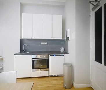 Studio meublé de +/-35m² au cœur de Bruxelles – À deux pas de la Gr... - Foto 1