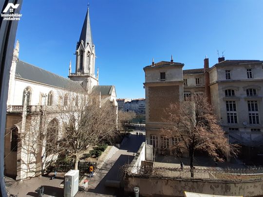 LYON 5 – T1 BIS meublé - 3 montée des épies - Photo 1