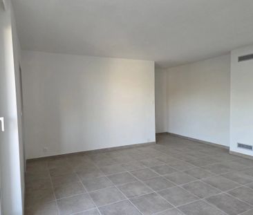 Location Appartement 5 pièces 88 m2 à Lapalud - Photo 1
