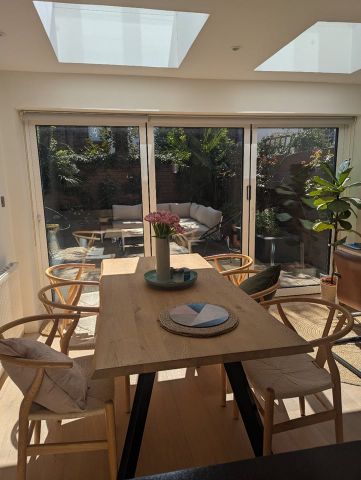 2 Bed Semi-Detached House, Mallinson Road, SW11 - Photo 4