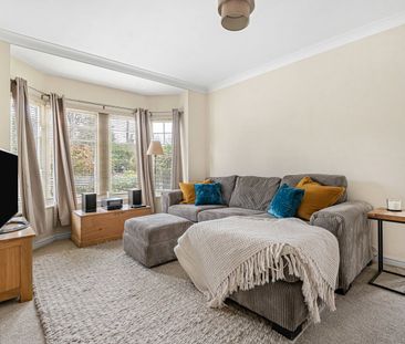 Heathlands Close, Sunbury-on-Thames, Surrey, TW16 6QD - Photo 1