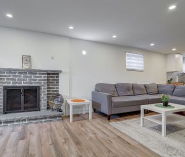 For Lease - 484 Kelvedon Mews, Mississauga, Ontario - Photo 1