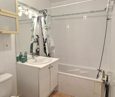 Appartement à louer 2 pièces • Marseille 5 - Photo 1