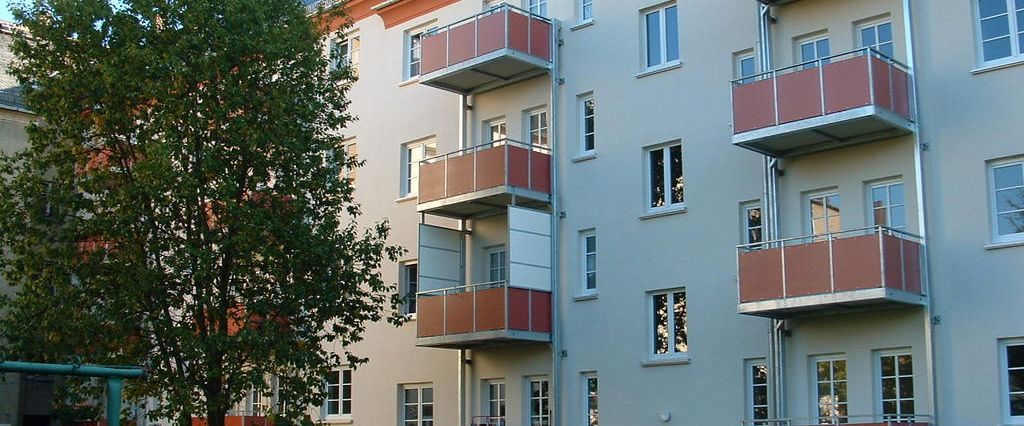 1-Raum-Altbauwohnung mit Tageslichtbad - Photo 1