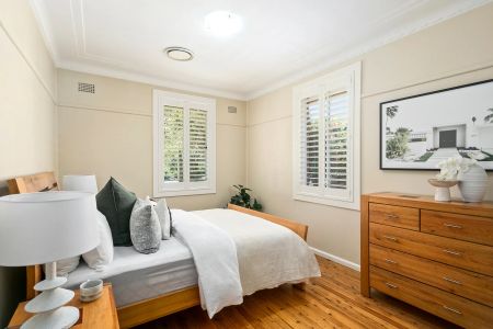 Renovated Family Home with Alfresco Living in a Prime Location - Photo 5