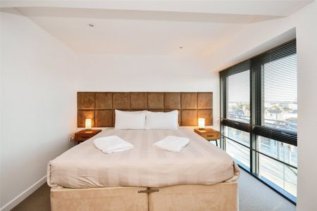 2 bedroom apartment to rent Tralee Penthouse Apartments, 88 St. Michaels Road, West Cliff, Bournemouth, BH2 - Photo 5