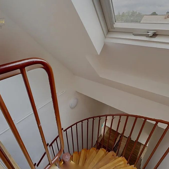 Pronájem bytu 3+1 60 m² - Photo 1