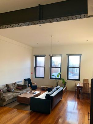 Collingwood - Photo 1