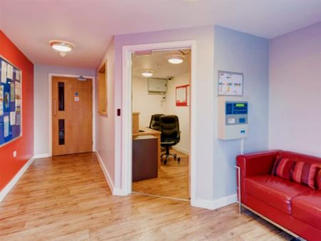 Bronze Ensuite - Photo 4