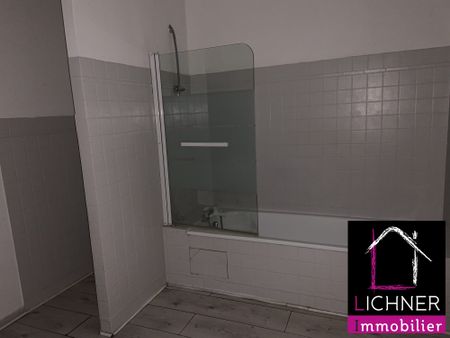Location Appartement 4 pièces 142m² ST AVOLD 57500 - Photo 3