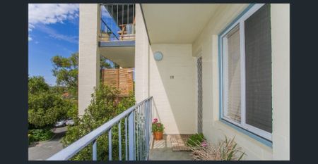 South Scarborough with Valley Views - Photo 2