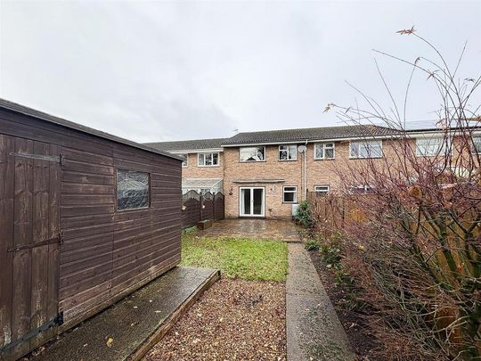 3 bedroom terraced house to rent - Photo 1