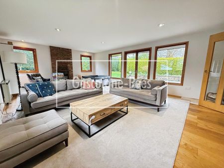 5 bedroom detached house to rent - Photo 2