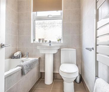 1 bedroom in a house share to rent - Photo 6