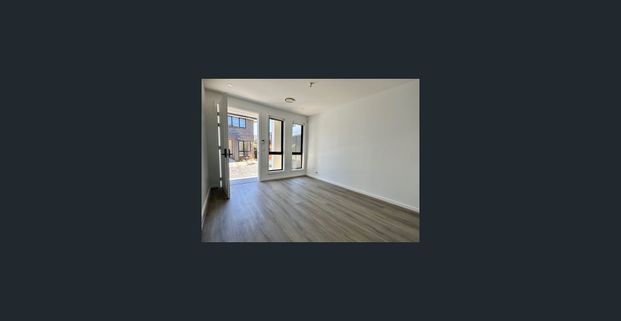 Brand New double-storey townhouse designed for family comfort. - Photo 1