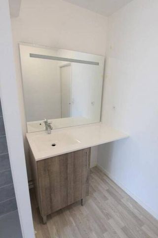 Appartement 3 pièces - - Photo 2