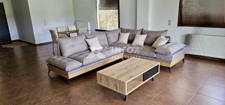Πολυτελής Μονοκατοικία 220 τ.μ. σε οικόπεδο 1.500 τ.μ. • €2.200/μήνα - Φωτογραφία 2