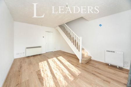 2 bedroom terraced house to rent - Photo 4
