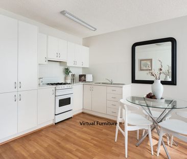 1 BED APARTMENT LOCATED IN PRIVATE GROUNDS - Photo 3