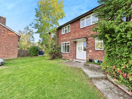 3 bedroom terraced house to rent - Photo 4