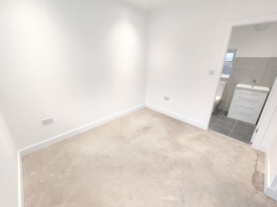 ChurchHillStreet, BURTON-ON-TRENT - Photo 1