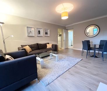 Inishtrahull, Custom House Harbour, IFSC, Dublin 1 - Photo 1