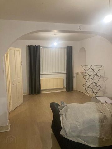 15 Gardenmore Place, Larne, BT40 1SE - Photo 2