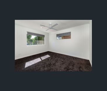 30-32 Queen St, Caboolture South, Qld 4510 - Photo 6