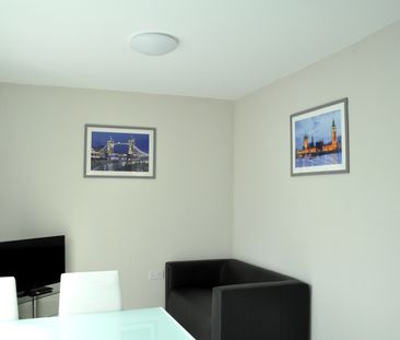 4 Bed Semi-Detached House, Thimbler Road, CV4 - Photo 1