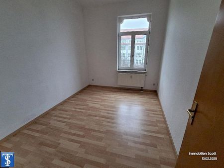 günstige 2 Zimmer Wohnung mit Aufzug im Haus und EBK - Photo 2