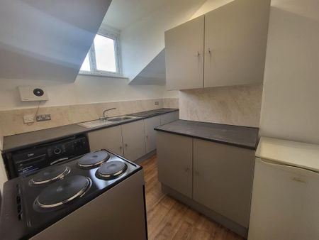 2 bedroom apartment to rent - Photo 5